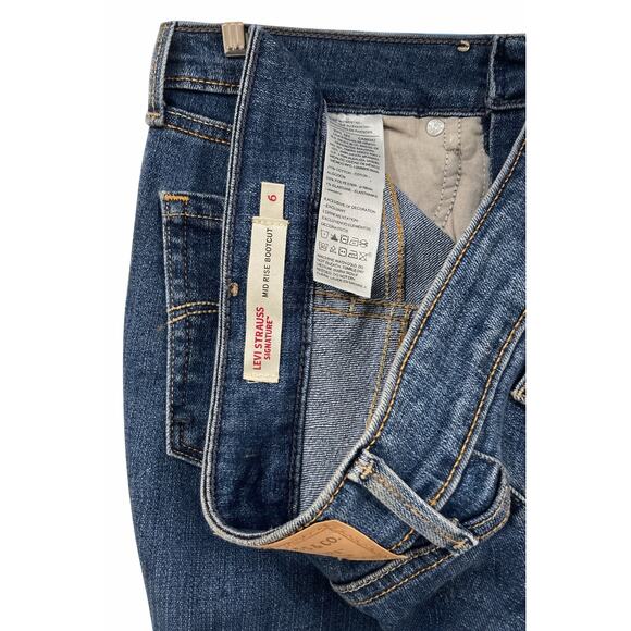 Levi Strauss Signature Womens 6 Mid Rise Bootcut Flare Jeans 31x32 Stretch Y2K - Picture 9 of 9